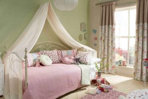 Hướng dẫn bạn cách chọn rèm vải phù hợp cho phòng ngủ của con 9 Hướng dẫn bạn cách chọn rèm vải phù hợp cho phòng ngủ của con